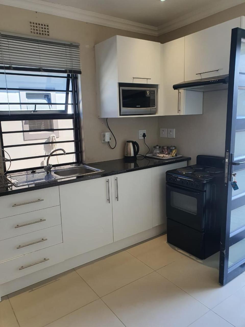 Elmed Guest House Cape Town Exterior photo